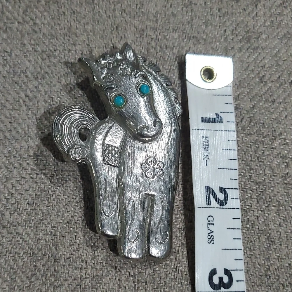 Vintage Silver Tone Horse Pony Brooch with Blue Eyes And Flower Accents Western